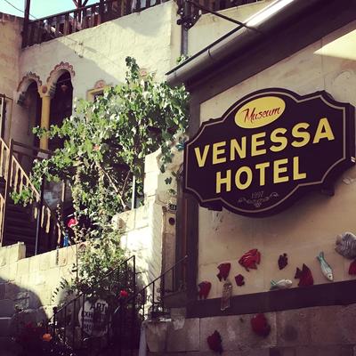 Venessa Hotel