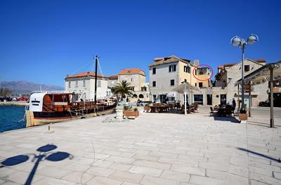 A1 - apt With Terrace, Best Location in Supetar