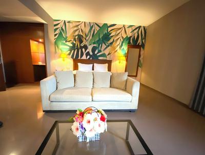 HOTEL GOLDEN SEASON