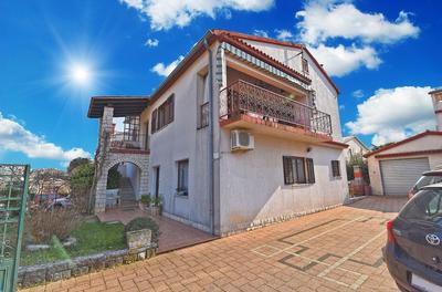 Apartment 1550