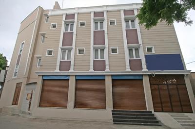 SPOT ON 41583 Sri Rugmani Residency