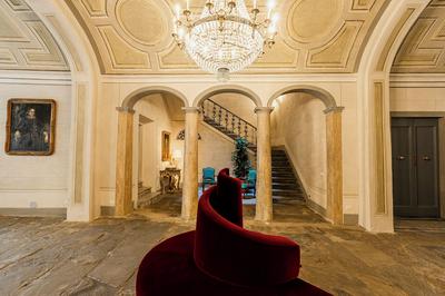 PALAZZO DELLA BIANCA- Royal Experience