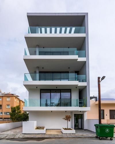 Solara - Stylish Balcony Apartments in Larnaca