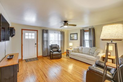 4 Mi to Kentucky Downs: Countryside House