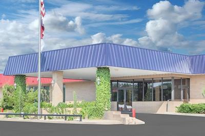 Courtyard Hotel & Event Center, Billede 2