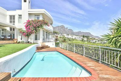 Camps Bay Home w Pool Garden Sea View Tree Villa