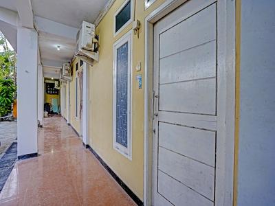 Hotel O Grand Syariah Hagawa Lamongan Near SPORT CENTER LAMONGAN