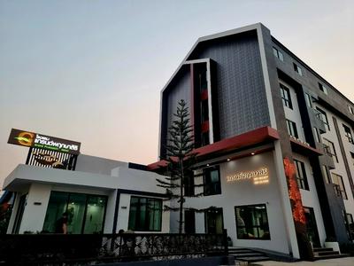 Grand Pruksasiri Hotel Chaiyaphum