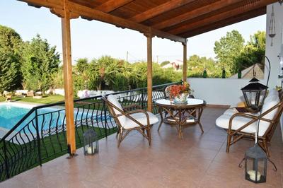 Villa John Dimeon Kato Achaia With Pool