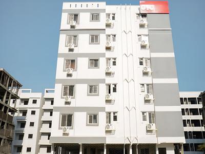 OYO Flagship 23990 Manjari