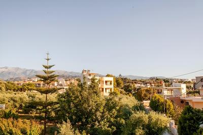 Rena's Hospitality Walk to the Beach 10' to Chania