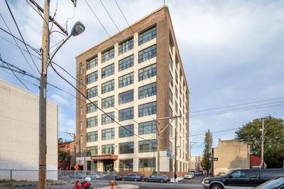 Sosuite Tandem 2BR Apts w. W/d, Gym, On-site Bar