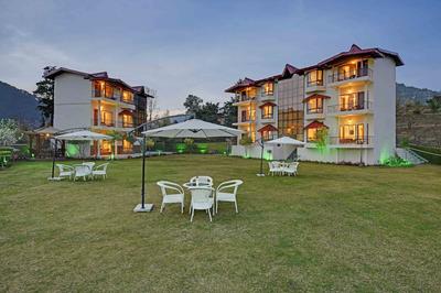 The Prince - Lake view Resort and Spa