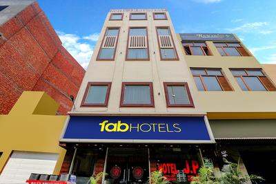 Fabhotel Jp Residency