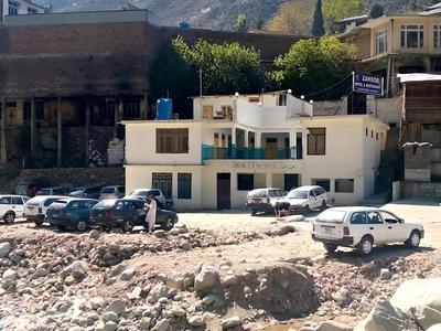 Zahoor Hotel And Restaurant