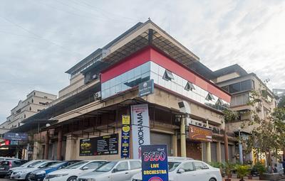 OYO 19028 Hotel Palm Star