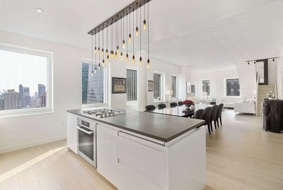 Midtown 5 Bedroom Duplex Luxury Penthouse, 2,500 sq ft, Sleeps 10, Manhattan, VIP Services
