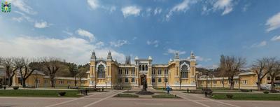 Glavnye Narzanye Vanny