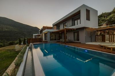 Luxury 2S Villa Alpha With Private Pool