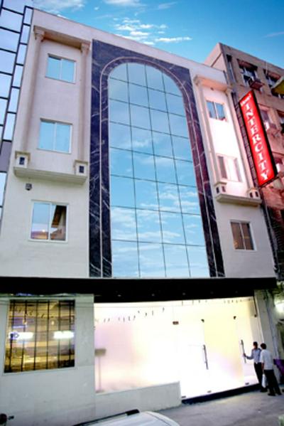 Dewdrop Intercity Hotel