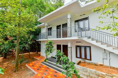 OYO 22488 Vale Castle