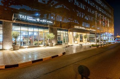 Luxe Grand Hotel Apartments