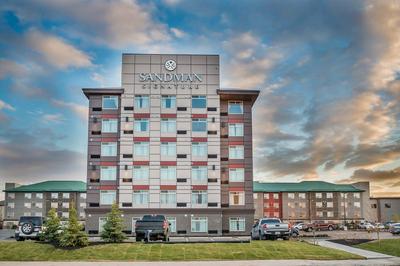 Sandman Signature Calgary Airport Hotel