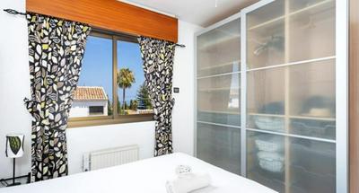 Apartment - 2 Bedrooms with Pool and WiFi - 107885