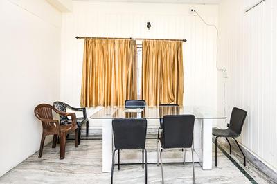 FabHotel Astoria House