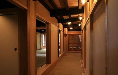 Traditional Guesthouse TONARI