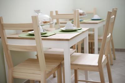 Vegan B&B Cherry Room