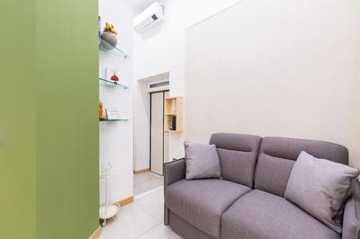 Baubo - S Gregorio Armeno by Napoliapartments