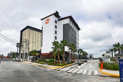 Hotel hi Monterrey Aeropuerto