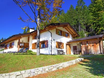 Belvilla by OYO Chalet Mughetto
