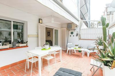 Cuban Green Terrace Apart -1st Floor-center