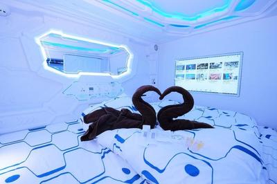 Audrey Capsule Hostel