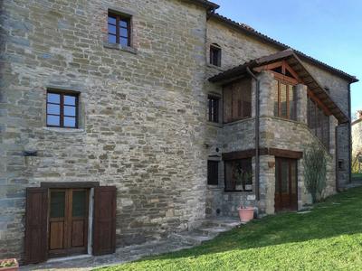 Farmhouse in Apecchio With Pool and Terrace