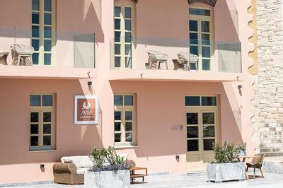 Avra Apartments Kolymbari Harbour