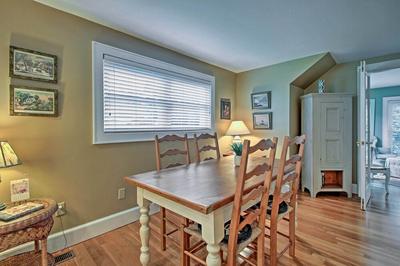 1/2 Mi to Beach: Lovely Guesthouse in Kennebunk!