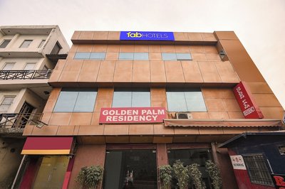 Fabhotel Golden Palm