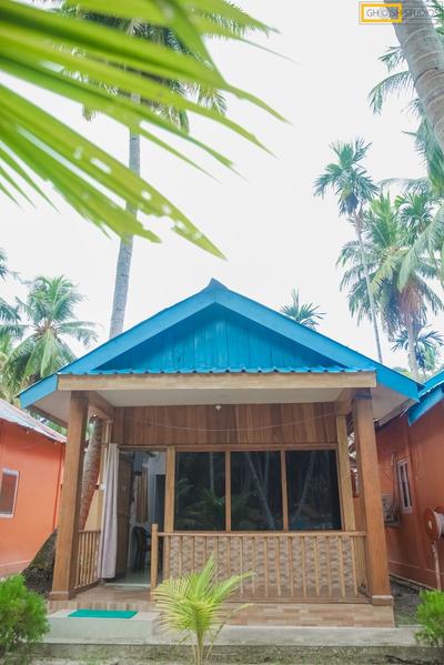 Sunrise Beach Resort