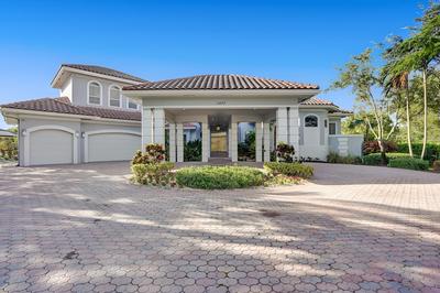 Lavish 8 Br Estate with Pool & Courts