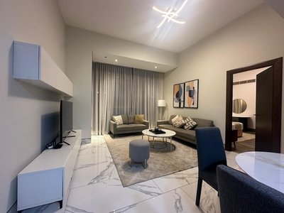 Modern 1BR in J One Pool & Gym