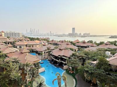Lux BnB I Palm Jumeirah Resort I Palm Views