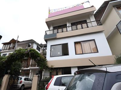 OYO 13410 Hotel Sunflower