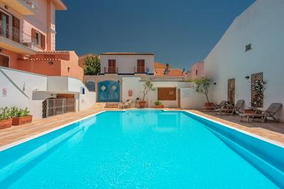 Cristal Blu Apartments In Santa Teresa Gallura
