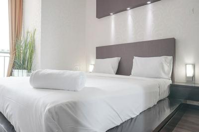Elegant and Comfy 1BR with Extra Room Apartment at Bellagio Residence