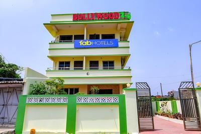 Fabhotel Bollywood 2.0
