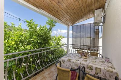 Apartments Dinko