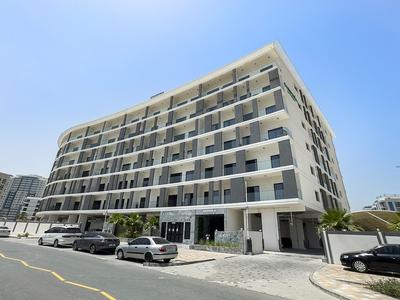 Modern 1-bedroom Apart With Pool gym and Hammam
